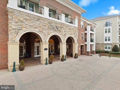 2465 Army Navy Drive Unit# 1-203, Arlington, Virginia 22206, USA