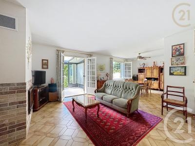 Perthes, Ilha De França 77930, França