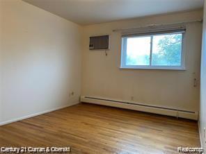 25301 5 Mile Road , 125, Redford Charter Township, Michigan 48239, Estados Unidos