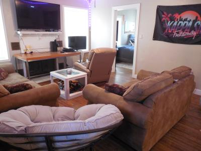 913 W. 10th 913 1/2 W 10th, Stillwater, 오클라호마 74074, 미국