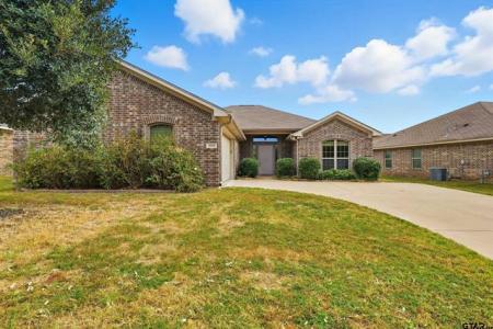 2512 Guinn Farms Rd, Tyler, Texas 75707, USA