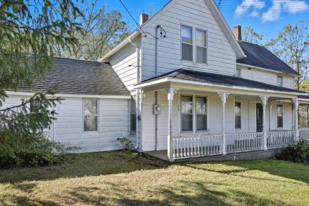 1765 W Fleck Road,, Six Lakes, Michigan 48886, Estados Unidos