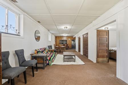 149 S Clark St., Six Lakes, Мичиган 48886, Соединенные Штаты