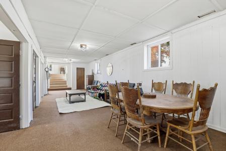 149 S Clark St., Six Lakes, Мичиган 48886, Соединенные Штаты