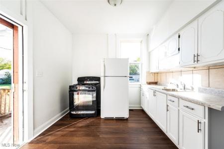 3300 W 98th Street, Cleveland, Ohio 44102