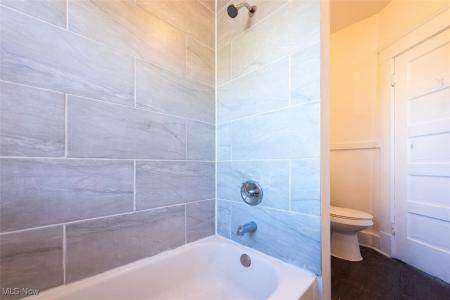 3300 W 98th Street, Cleveland, Ohio 44102