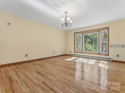 1015 Pisgah Highway, Candler, 北卡罗来纳州 28715, 美国