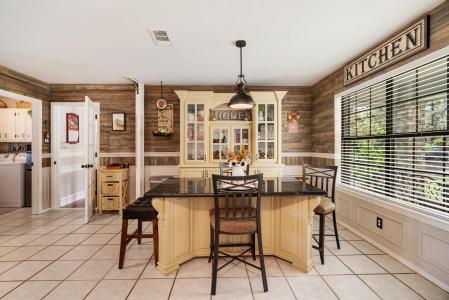 717 Hidden Lake Drive, Powderly, Texas 75473, États-Unis