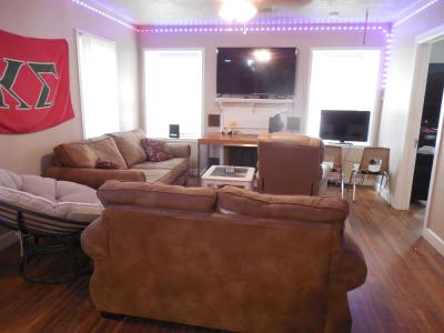 913 W. 10th 913 1/2 W. 10th, Stillwater, Oklahoma 74074, USA