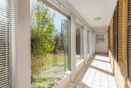 127 Longview Drive, Hendersonville, 北卡罗来纳州 28791, 美国