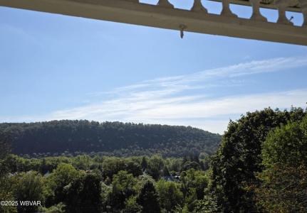 77 East Houston Avenue, Montgomery, 宾夕法尼亚州 17752, 美国