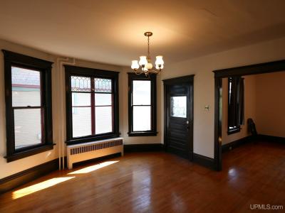 1115 Summit St, Hancock, 密西根州 49930, 美國