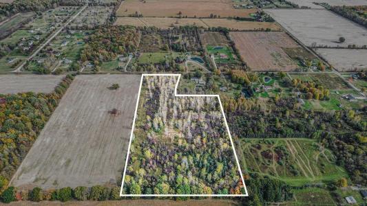 00 Farley, Almont, Michigan 48003, USA