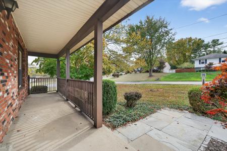 6 Neptune Court, Monroe, New York 10950