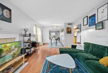 4004 Dream Oak Place , 102, Tampa, 플로리다 33613, 미국