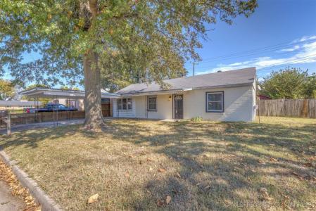 415 N Orphan Street, Pryor, Oklahoma 74361, USA