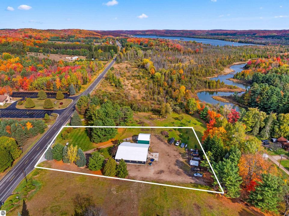 3123 M-88, Bellaire, מישיגן 49615, ארצות הברית של אמריקה 