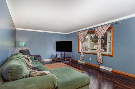 2975 Continental, Bay City, Michigan 48706