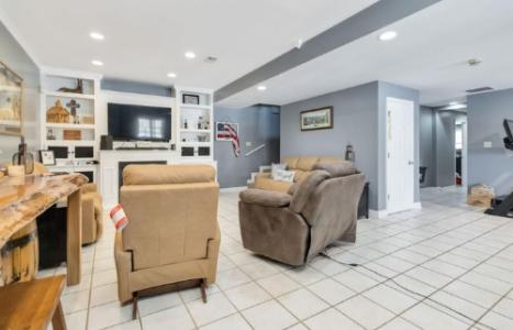 196 Club Valley Estates, Londra, Kentucky 40741, Stati Uniti