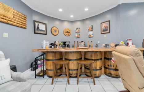 196 Club Valley Estates, Londra, Kentucky 40741, Stati Uniti