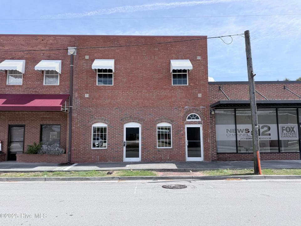 512 Court Street, Jacksonville, 노스 캐롤라이나 28540, 미국