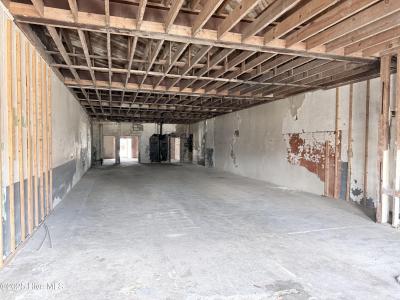 512 Court Street, Jacksonville, 노스 캐롤라이나 28540, 미국