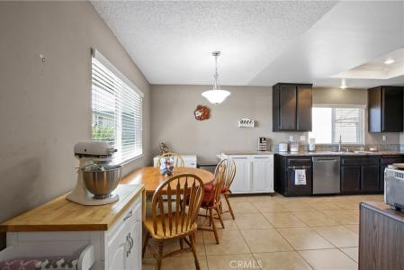 12321 Gardenia, Chino, Califórnia 91710, Estados Unidos