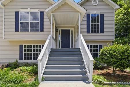 226 Lee Road 2093, Na Dolinę, Alabama 36854, USA