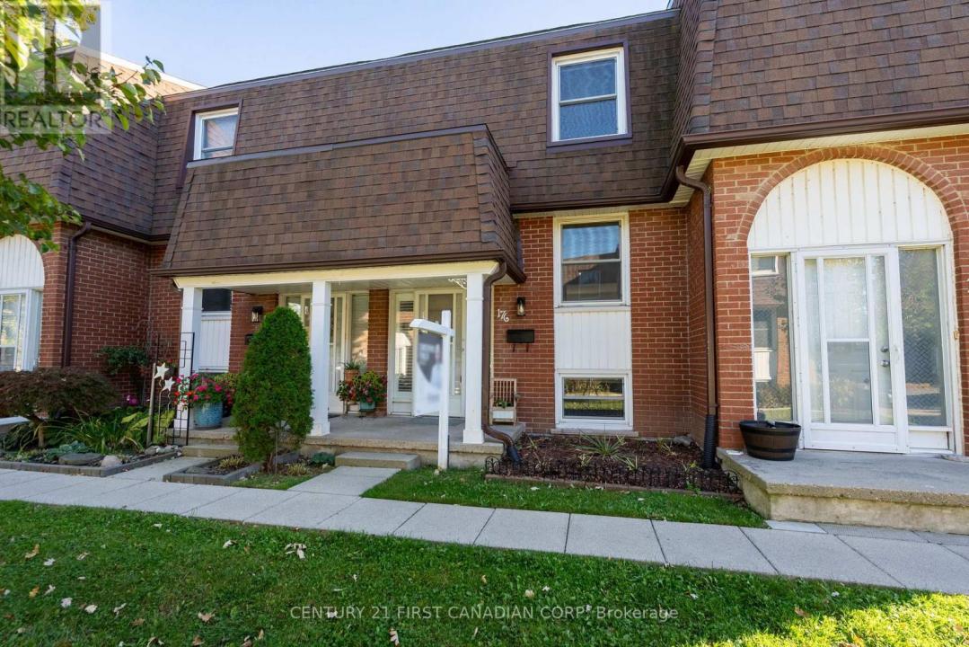 Townhouse for Sale at 176 GARDENWOOD DRIVE, London South (south D ...