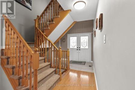 62 PENBRIDGE CIRCLE, Brampton (fletcher's Meadow), Ontario L7A 2P9, Kanada