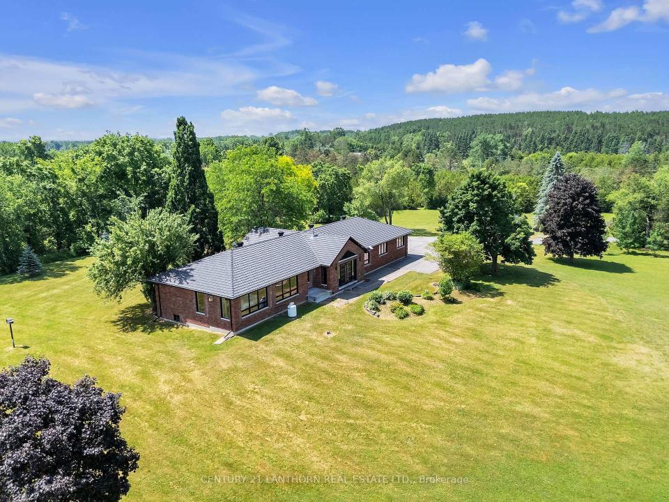 676 FOXTON ROAD, Belleville, Ontario K0K 2Y0, Canada