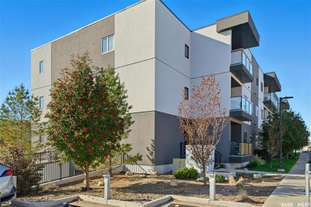 720 BALTZAN BOULEVARD, Saskatoon, Saskatchewan S7W 0W6, Canada