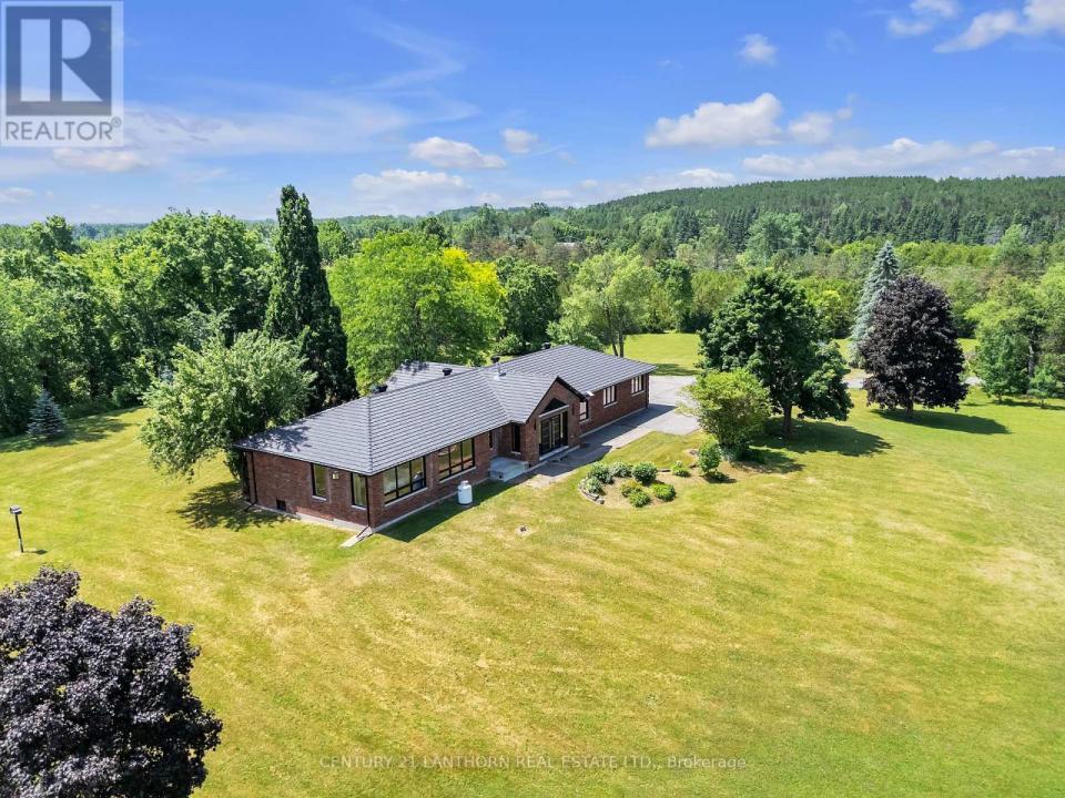 676 FOXTON ROAD, Belleville (thurlow Ward), Ontario K0K 2Y0, Canada