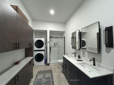 302 MONTREAL STREET, Kingston, Ontario K7K 3G8, Kanada