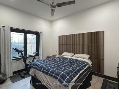 302 MONTREAL STREET, Kingston, Ontario K7K 3G8, Kanada