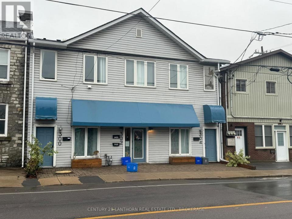 302 MONTREAL STREET, Kingston (east Of Sir John A. Blvd), אונטריו K7K 3G8, קנדה