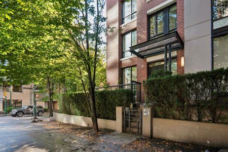 308 SMITHE STREET, Vancouver, British Columbia V6B 1S3, Canada