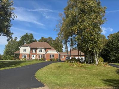 81 WOODLAND HILL, Perth-Andover-, New Brunswick E7H 5H4, Canada