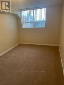 1056 QUEENS AVENUE, Oakville (cp College Park), 安大略省 L6H 6R3, 加拿大