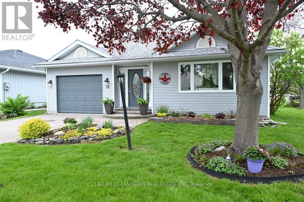 18 CRETNEY DRIVE SOUTH, Prince Edward County (wellington Ward), Ontario K0K 3L0, CANADÁ