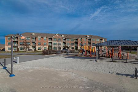 740 AUGUSTA DRIVE, Kingston, Ontario K7P 0R5, Canada