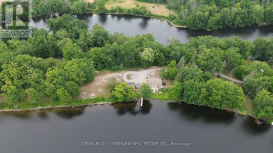 133 CARLETON COVE, Belleville (thurlow Ward), Ontario K0K 2B0, Canada