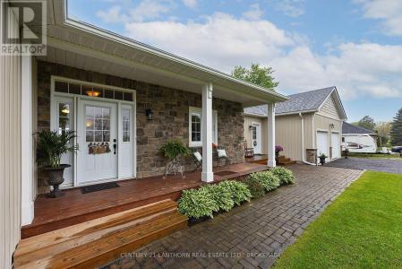 9430 COUNTY 2 ROAD WEST, Greater Napanee (greater Napanee), Ontario K7R 3L1, Canadá