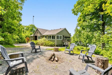 32 FOREST BREEZE LANE, Rideau Lakes, אונטריו K0G 1E0, קנדה 