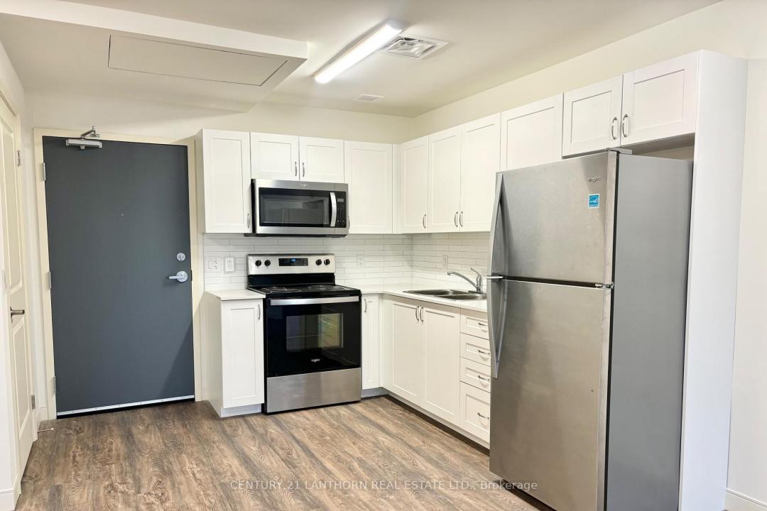 135 STATION STREET S, Belleville, 安大略省 K8N 2S9, 加拿大