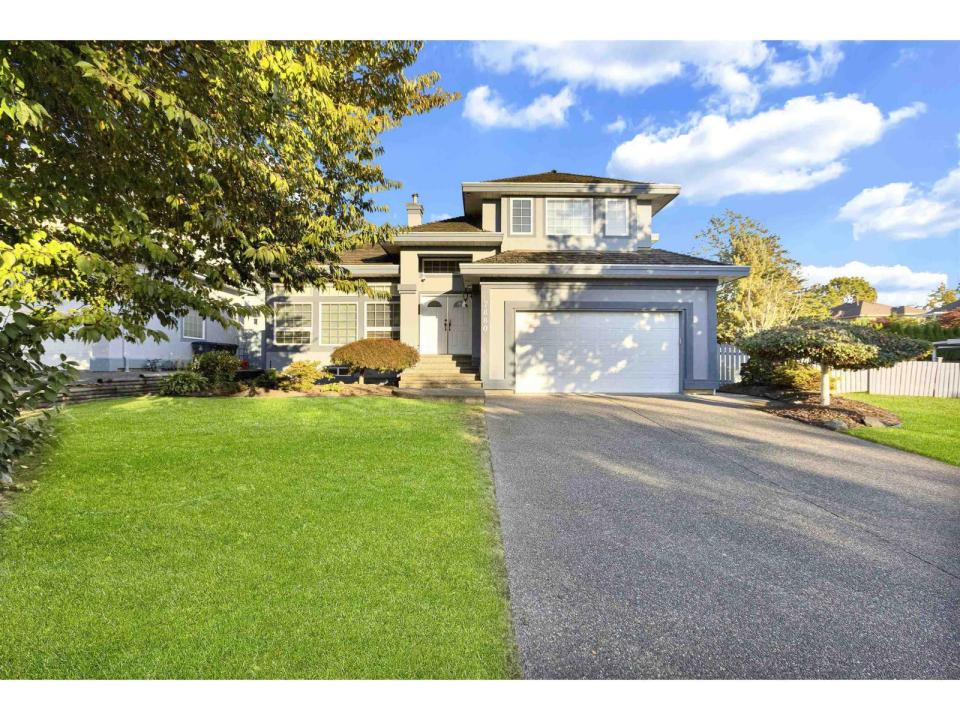 7880 154, Surrey, British Columbia V3S 8N8, Canada