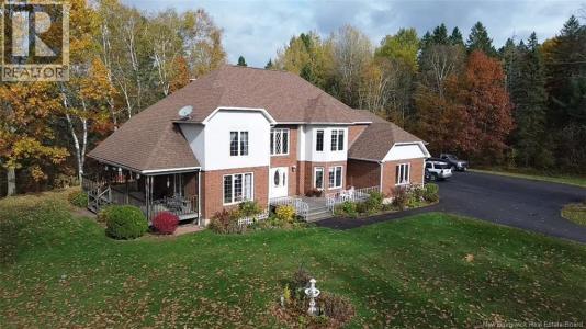 81 WOODLAND HILL, Perth-Andover-, 新不倫瑞克 E7H 5H4, 加拿大