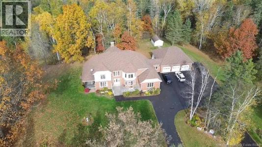 81 WOODLAND HILL, Perth-Andover-, 新不倫瑞克 E7H 5H4, 加拿大