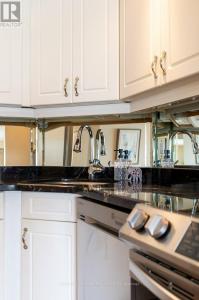 2 SOUTH FRONT STREET, Belleville (belleville Ward), Ontario K8N 5K7, Canada