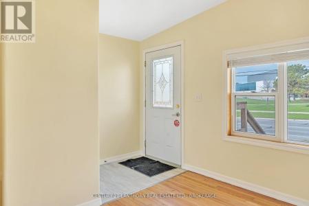 77 PORTSMOUTH AVENUE, Kingston (central City West), オンタリオ K7M 1V4, カナダ